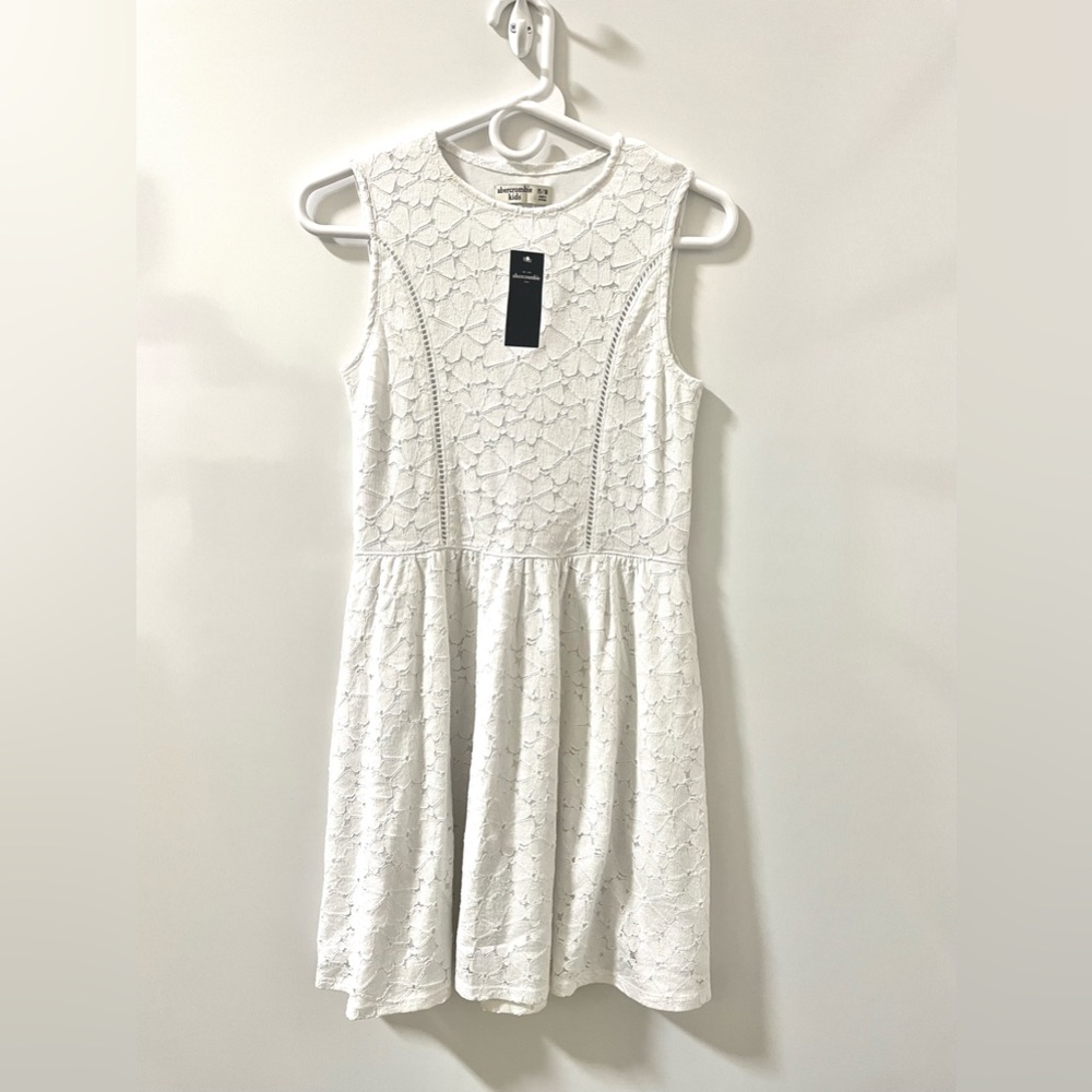 NWT White floral kids dress